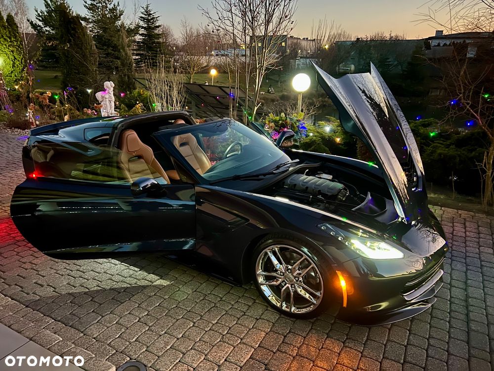 Chevrolet Corvette - 29