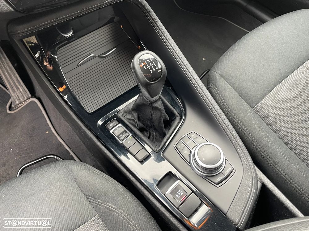 BMW X2 18 d sDrive Advantage - 32