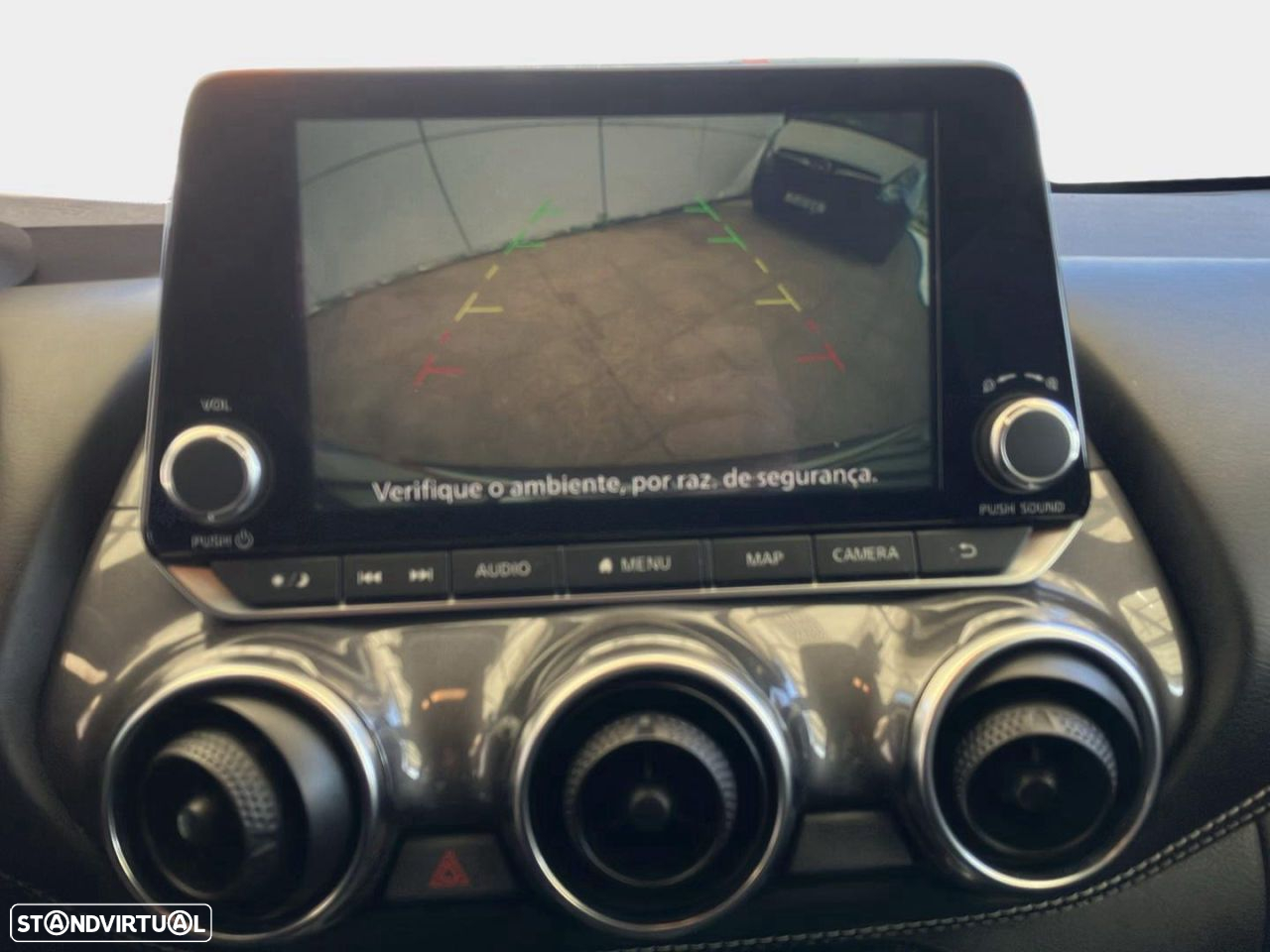 Nissan Juke 1.0 DIG-T N-Connecta - 12