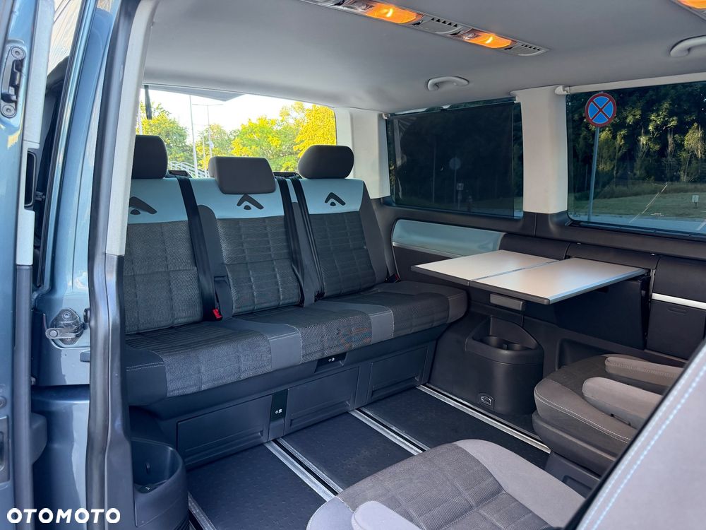 Volkswagen Multivan - 16