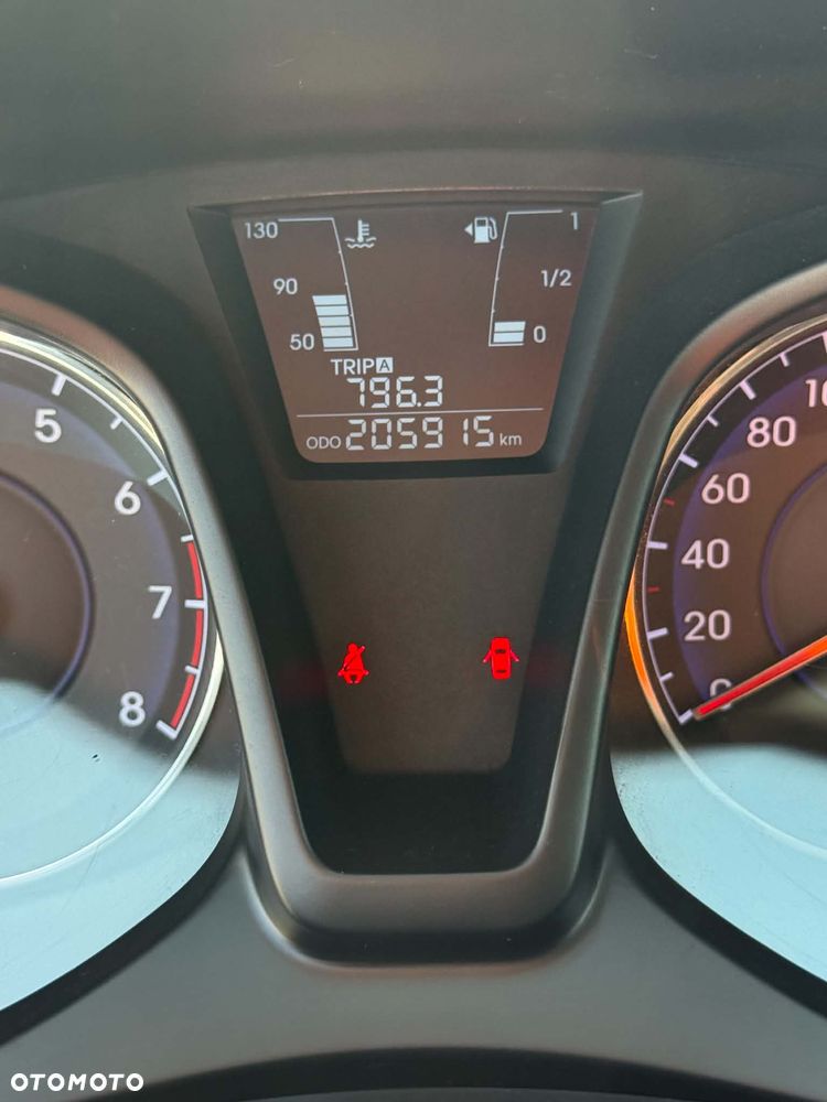 Hyundai ix20 1.6 Premium - 17
