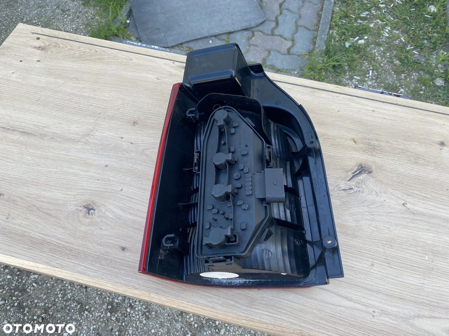 LAMPA TYŁ TYLNA PRAWA VW T5 7H0945096L - 6