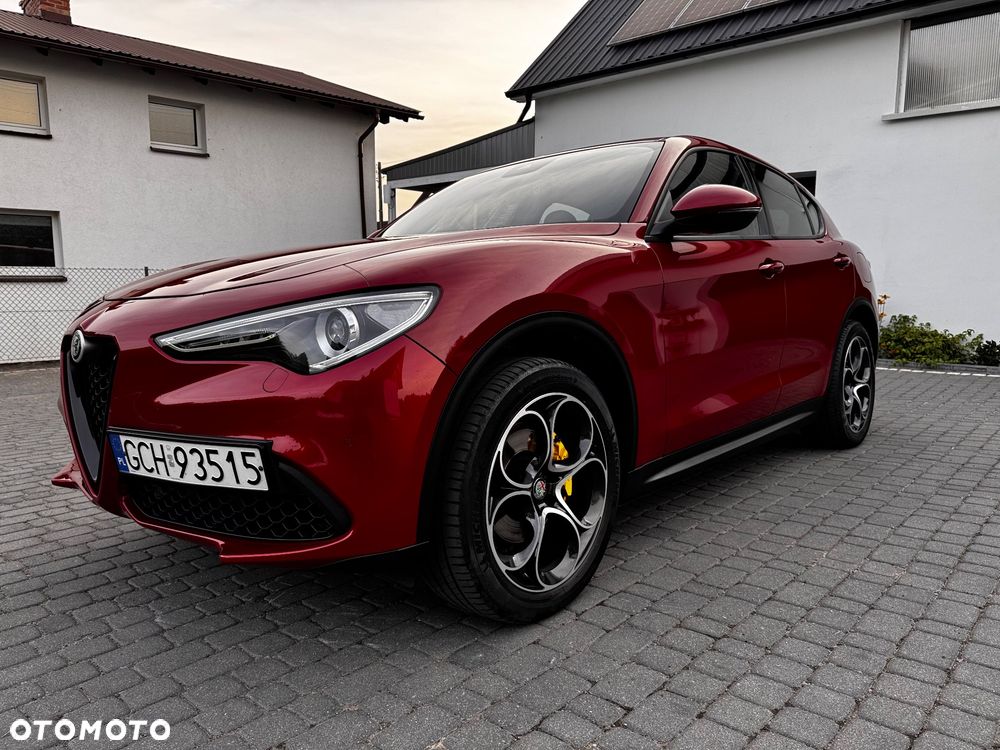 Alfa Romeo Stelvio - 8