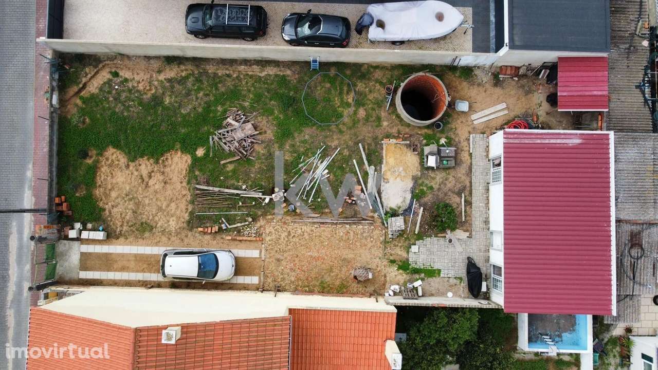 Terreno urbano para construção de moradia - Grande imagem: 2/5