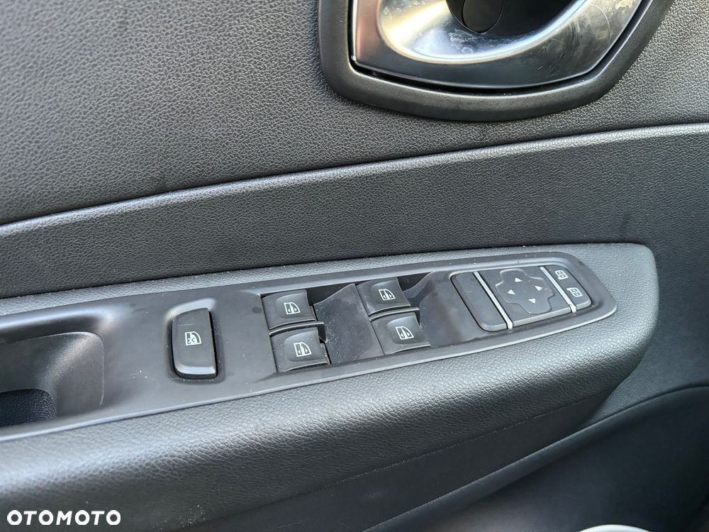 Renault Captur (ENERGY) dCi 90 LIMITED - 19