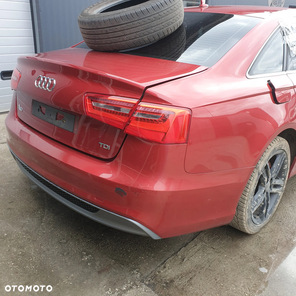 AUDI A6 C7 SEDAN ZDERZAK TYL LZ3F