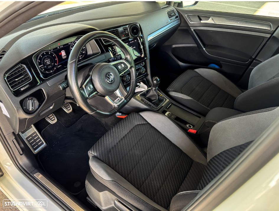 VW Golf 1.5 TSI R-Line - 9