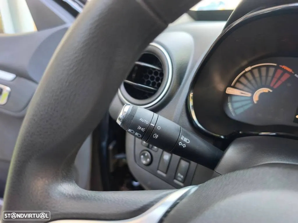 Dacia Spring Electric 45 Expression - 13
