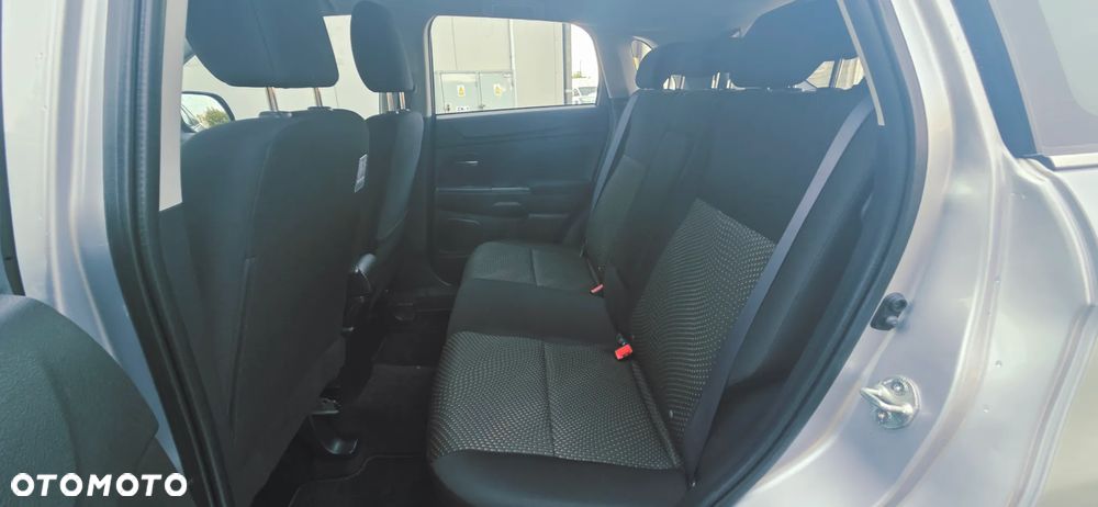 Mitsubishi ASX 2.2 DI-D 4WD Automatik Intense - 28