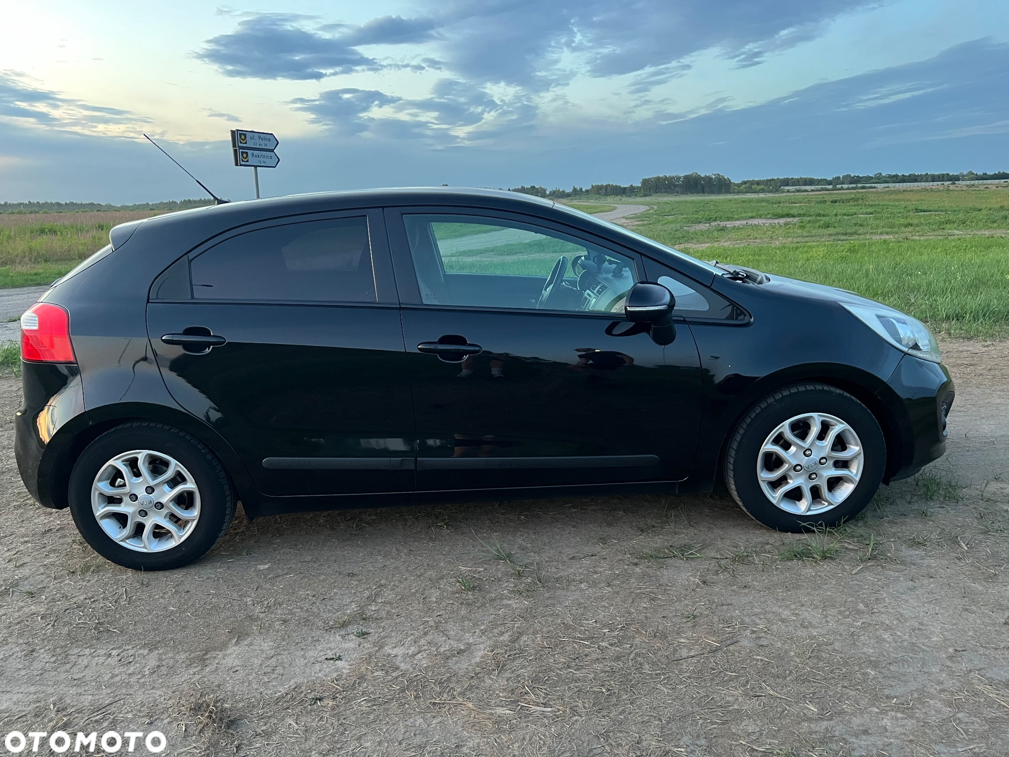 Kia Rio - 4