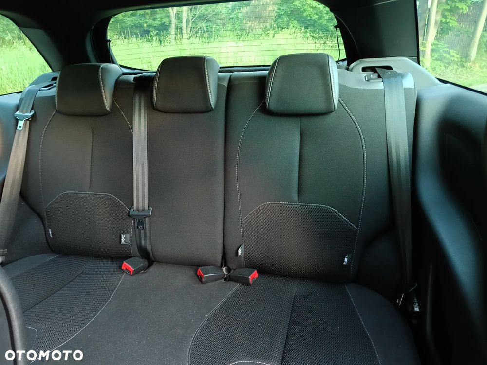 Citroën DS3 e-HDi 90 FAP SoChic - 9