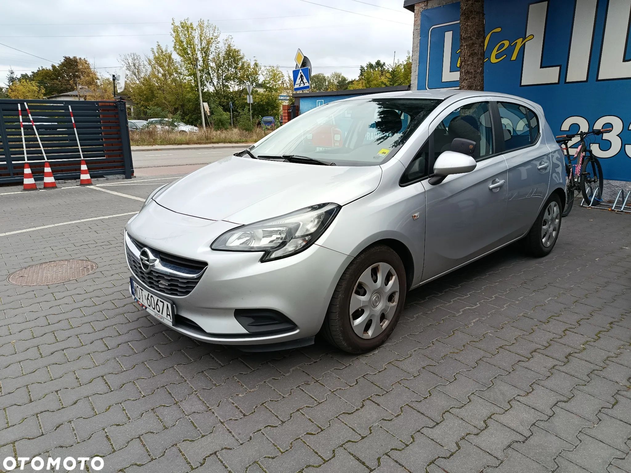 Opel Corsa 1.4 Enjoy - 1