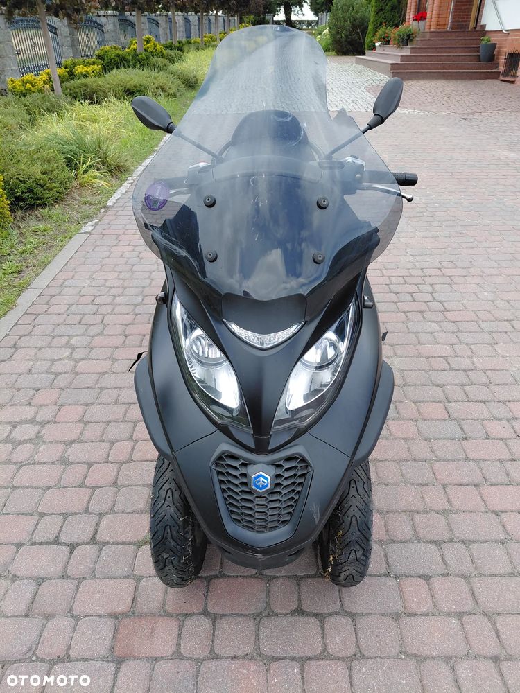 Piaggio MP-3 - 8