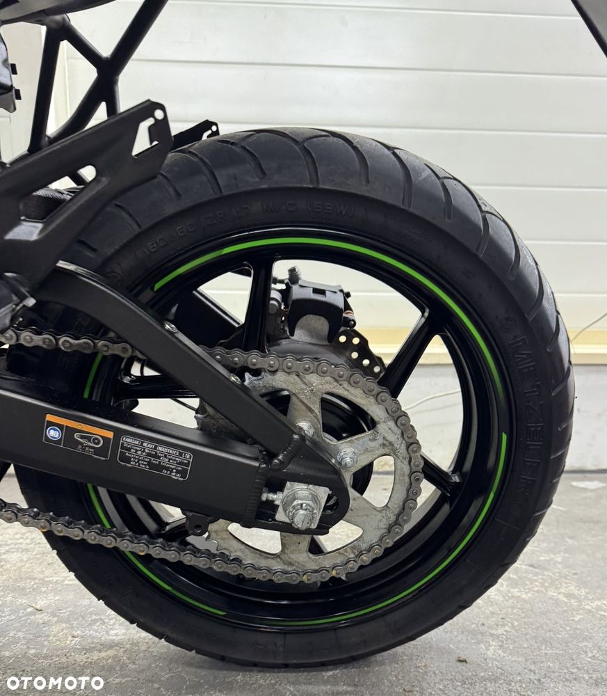 Kawasaki Versys 650 - 14