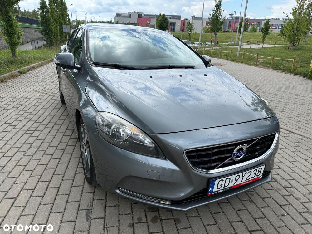 Volvo V40 D4 Momentum - 3