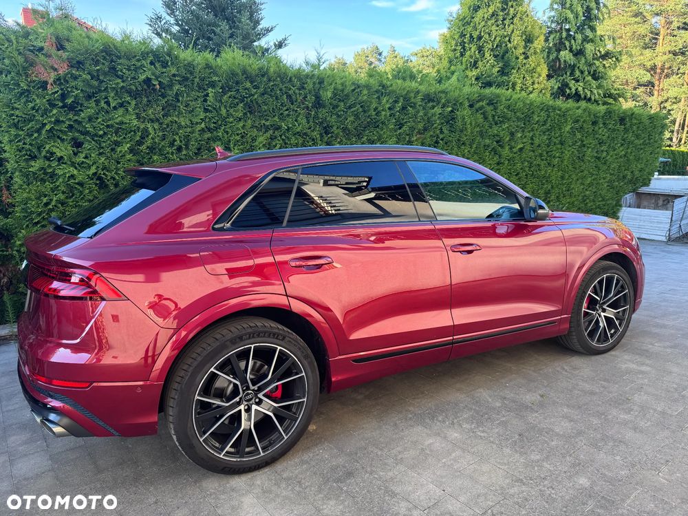 Audi Q8 - 8