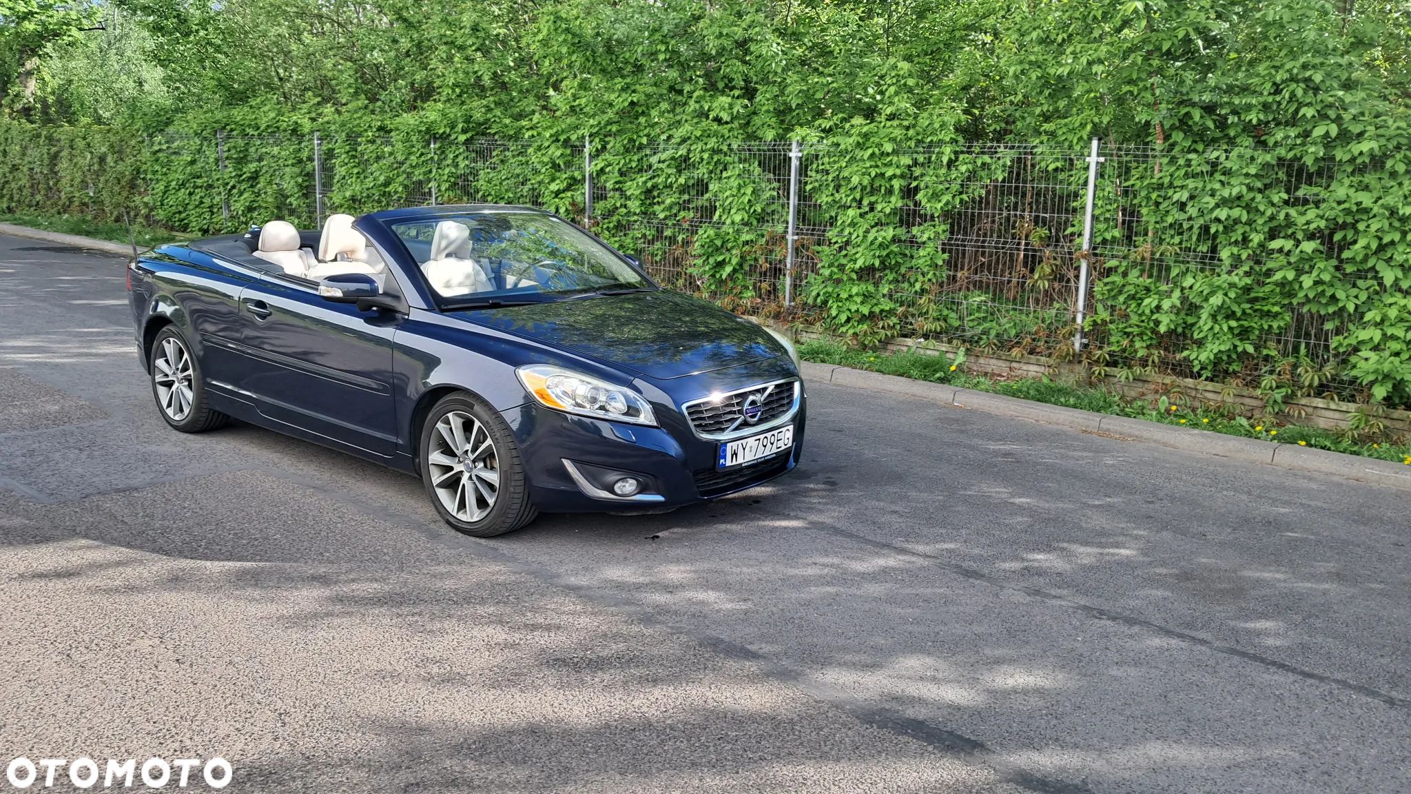 Volvo C70 T5 Kinetic - 1