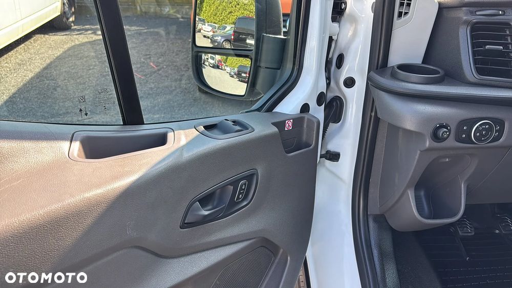 Ford Transit - 7