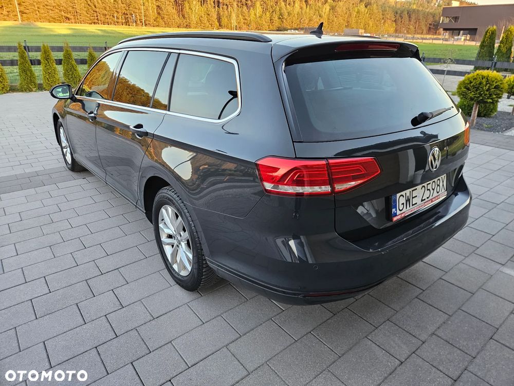 Volkswagen Passat 2.0 TDI SCR DSG Comfortline - 3