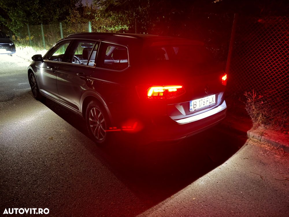 VOLKSWAGEN Passat 2023 — imagine 23