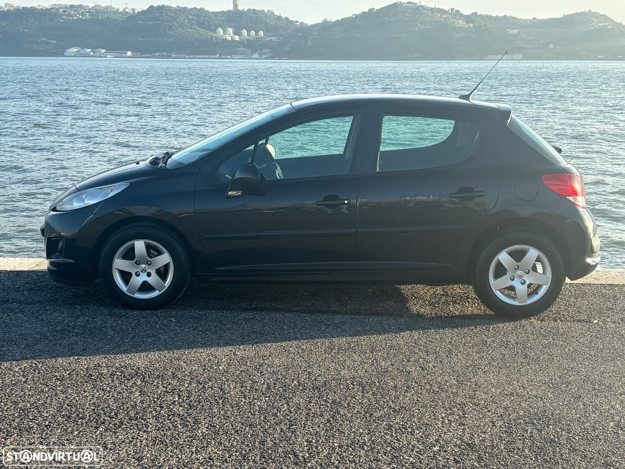 Peugeot 207 1.4 HDi Sport - 3