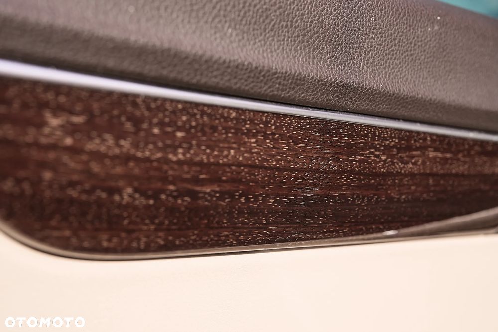 Volkswagen Passat 2.0 TDI 4Mot Highline DSG - 23