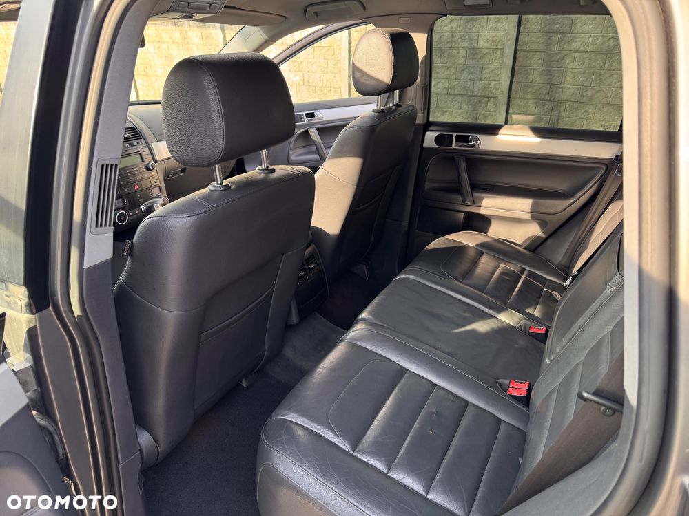 Volkswagen Touareg - 6