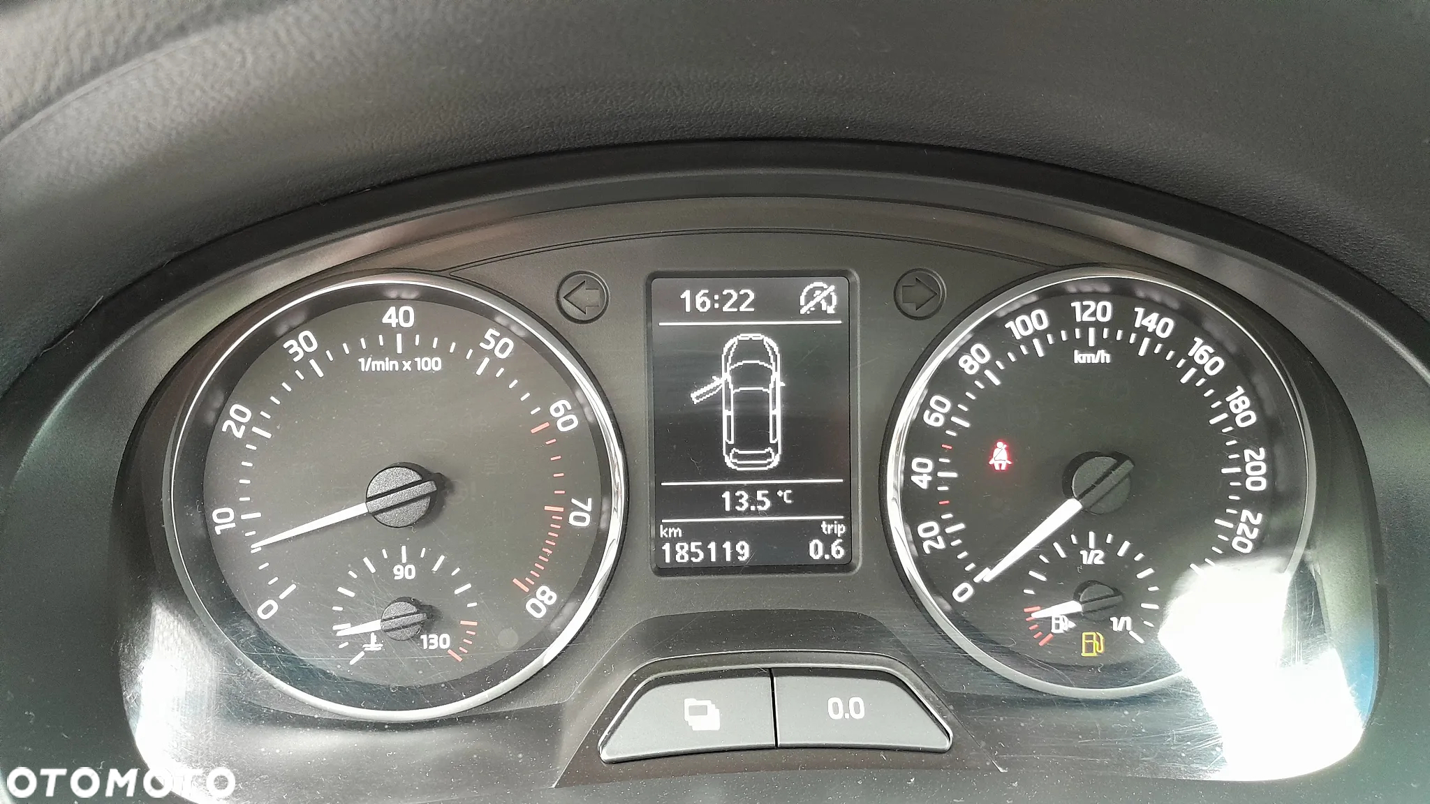 Skoda RAPID - 25