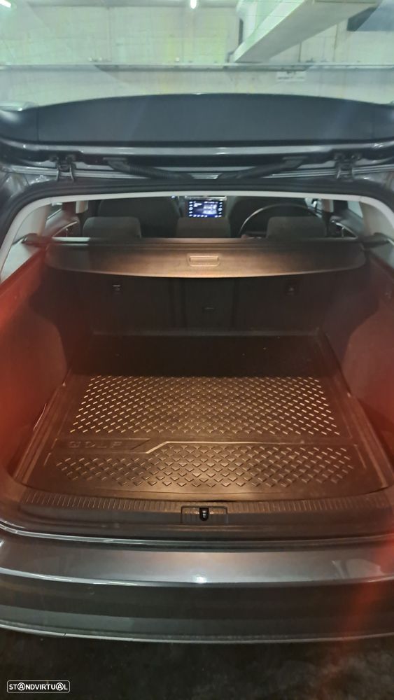 VW Golf Variant 1.6 TDi Confortline - 5