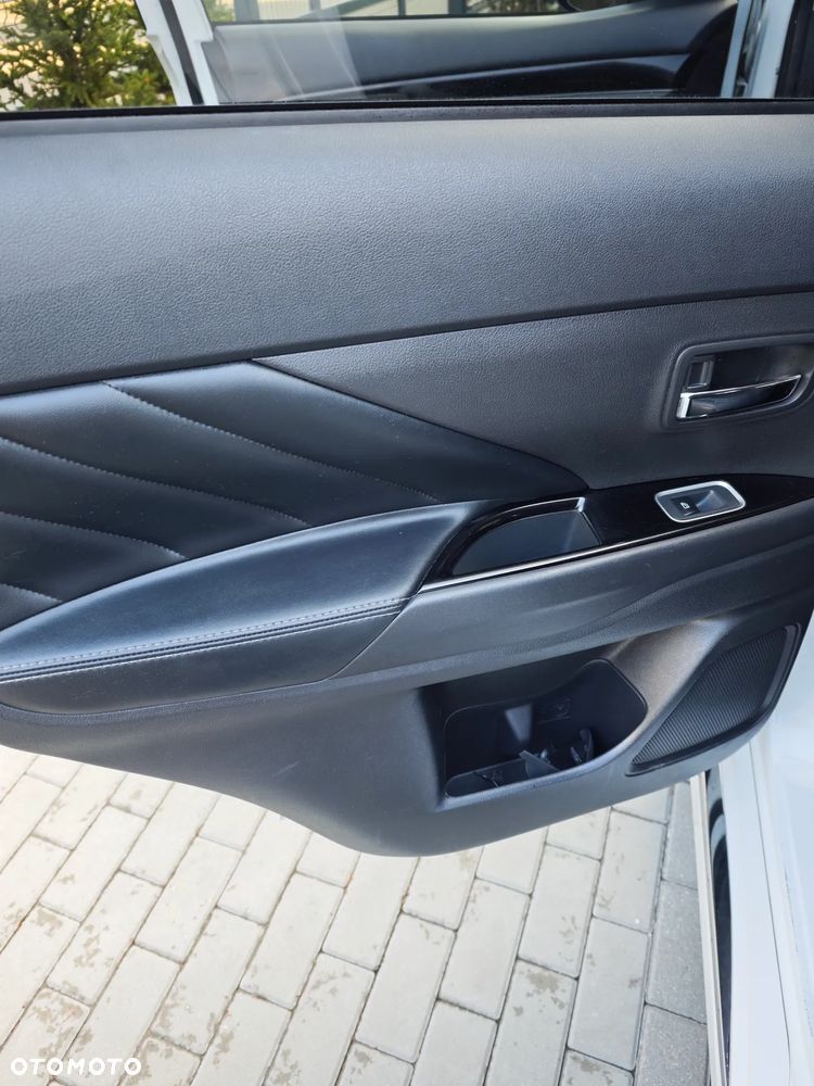 Mitsubishi Outlander Instyle - 28