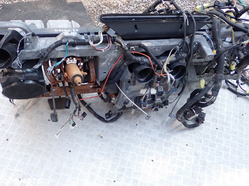 NAGRZEWNICA  JEEP WRANGLER JK - 6