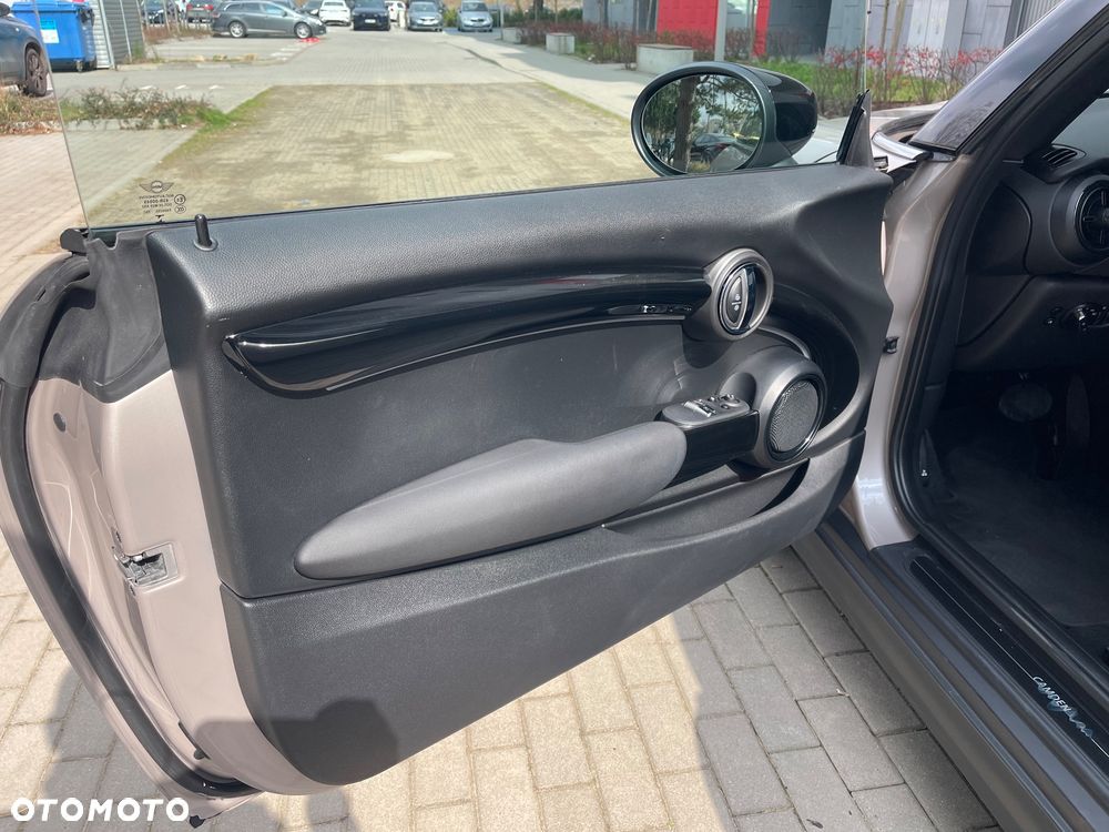 MINI Cooper Standard - 10