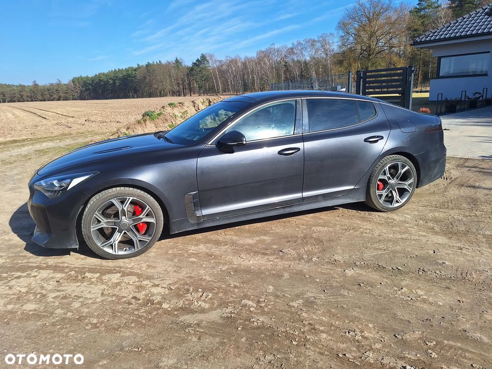 Kia Stinger 3.3 T-GDI V6 GT AWD - 9