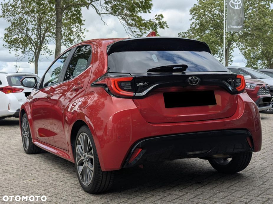 Toyota Yaris - 5