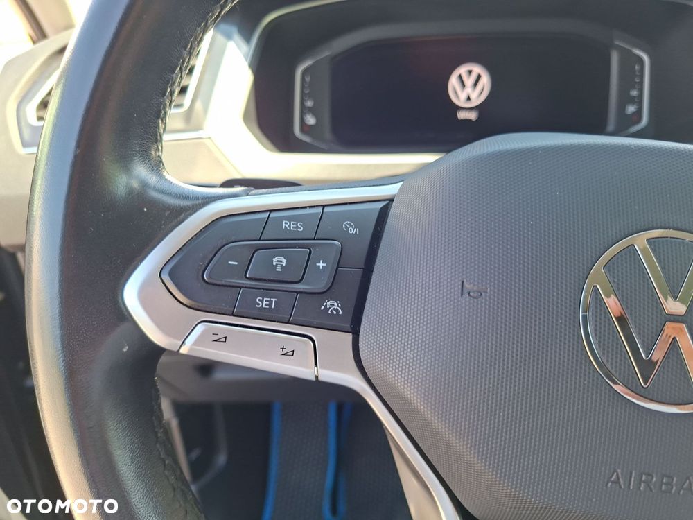 Volkswagen Tiguan - 14