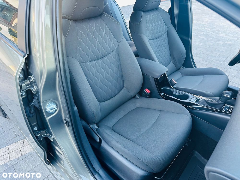 Toyota Corolla 1.8 Hybrid Comfort - 34