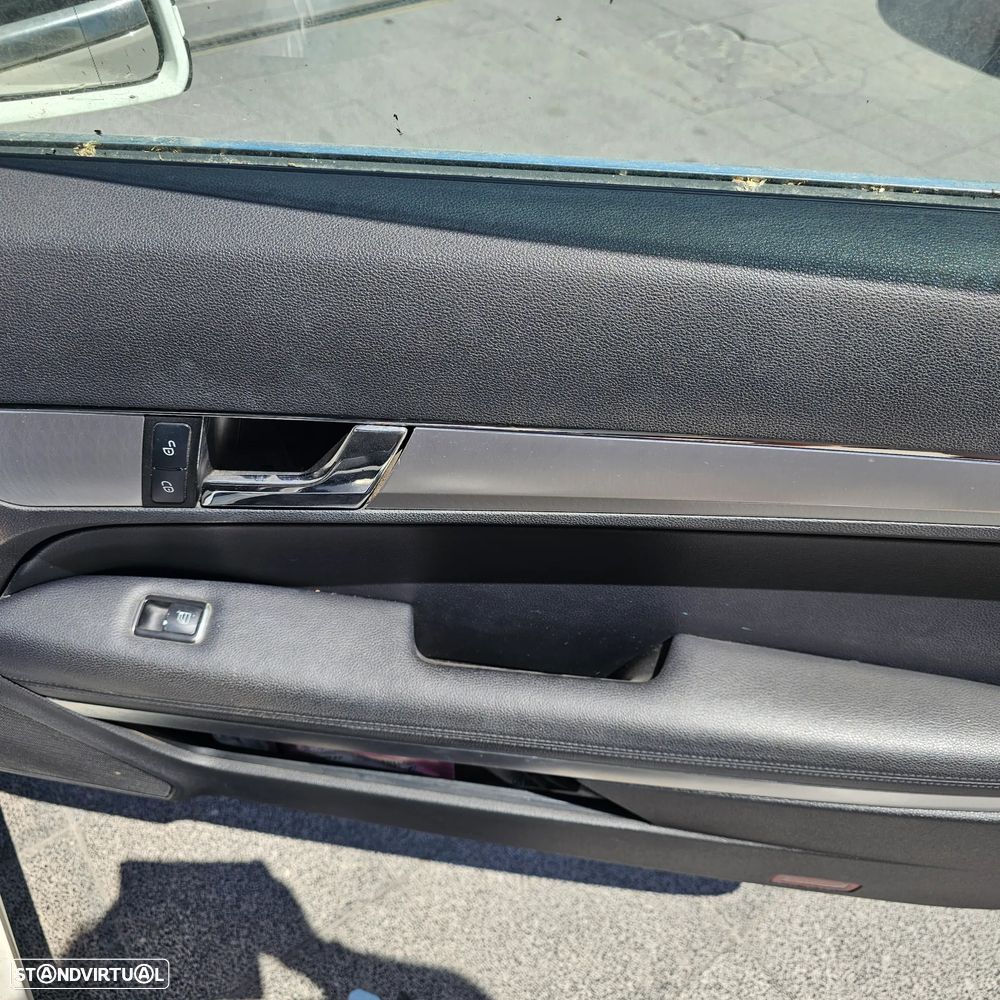Mercedes-Benz E 220 CDI Avantgarde - 14