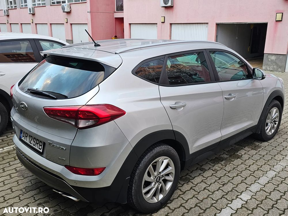 Hyundai Tucson 1.6 T-GDi 4WD 6MT Style - 4