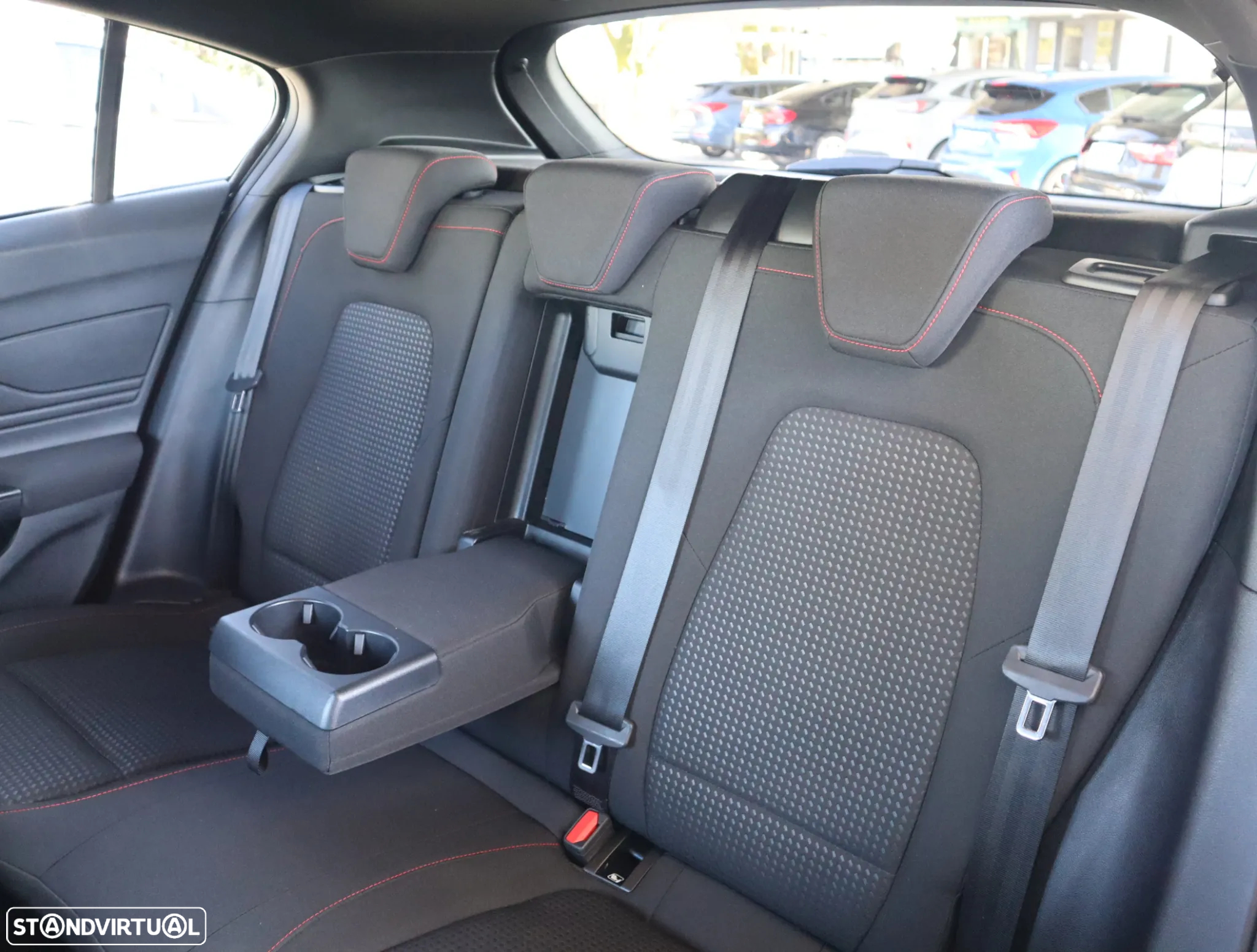 Ford Focus 1.0 EcoBoost MHEV ST-Line - 22