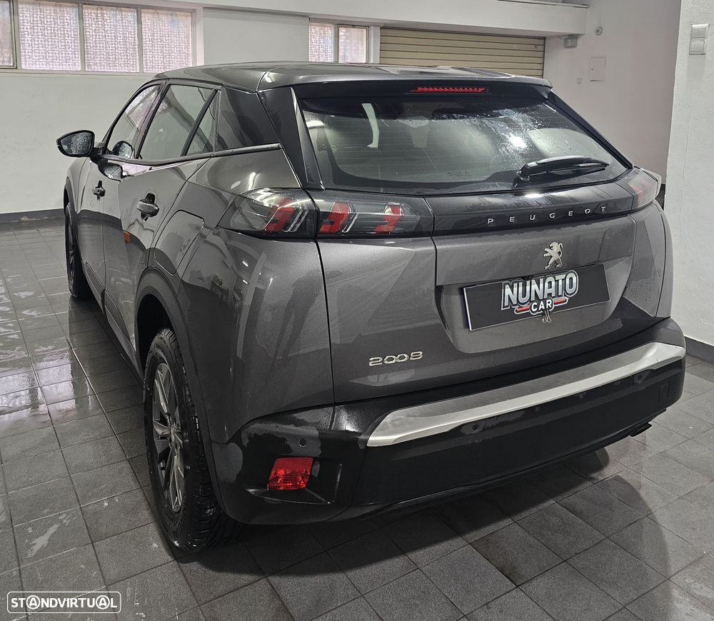 Peugeot 2008 1.2 PureTech Active Pack - 4