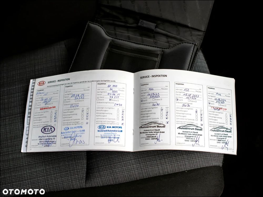 Kia Ceed - 40