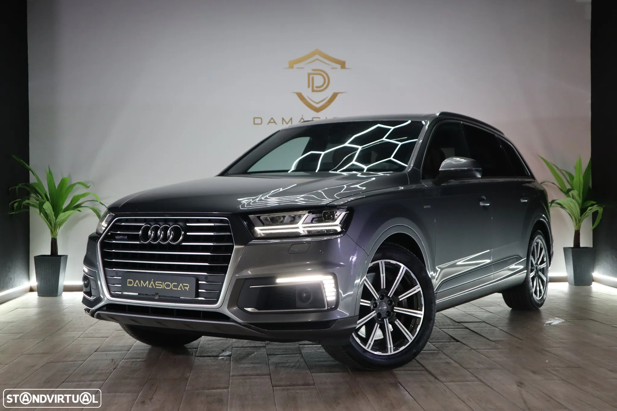 Audi Q7 3.0 TDI E-tron quattro Tiptronic - 15