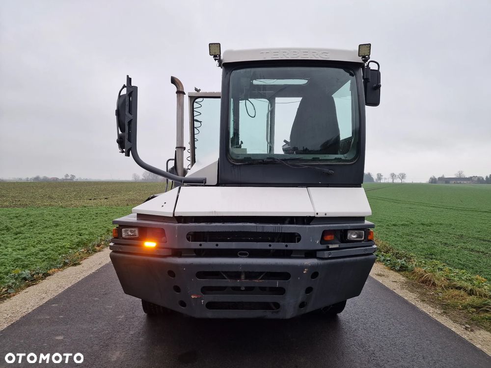 Terberg RT222 - CIĄGNIK TERMINALOWY - ZADBANY - 2