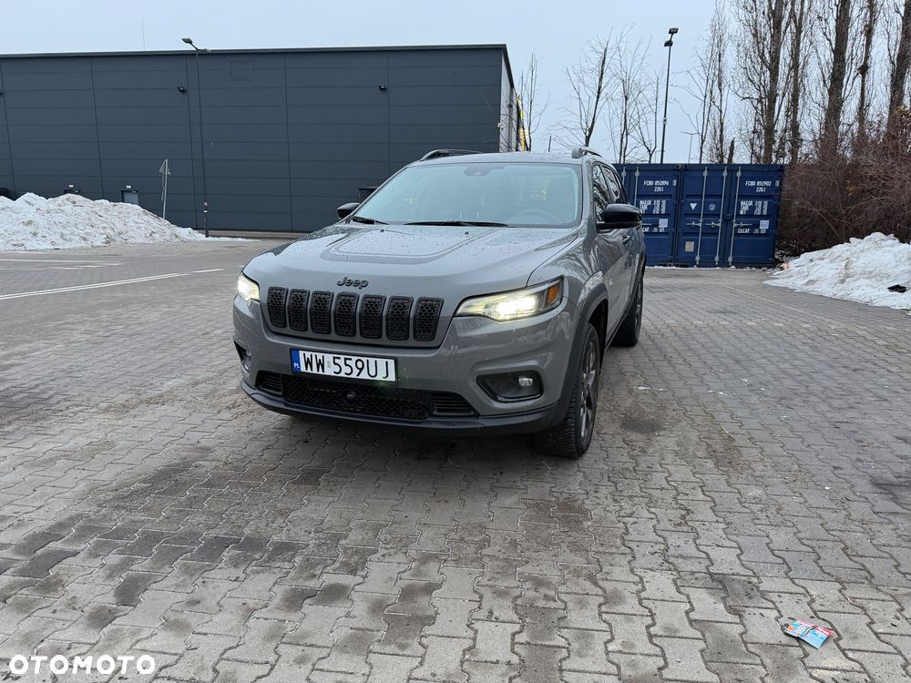 Jeep Cherokee - 2