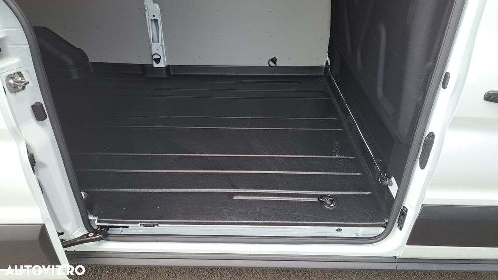 Ford TRANSIT VAN L3H2 FWD - 13