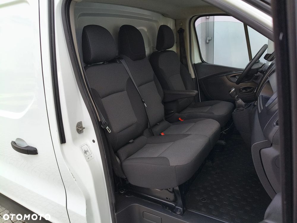 Renault TRAFIC PO LIFTINGU 2.0 DCI (120KM) 6-BIEGÓW (L2H1) LONG KLIMA STAN IDEALNY BEZWYPADKOWY NIE MA RDZY SERWIS KM DO KOŃCA ! ! ! - 11
