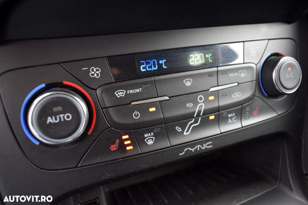 Ford Focus 1.6 TDCI DPF Start-Stopp-System Titanium - 16