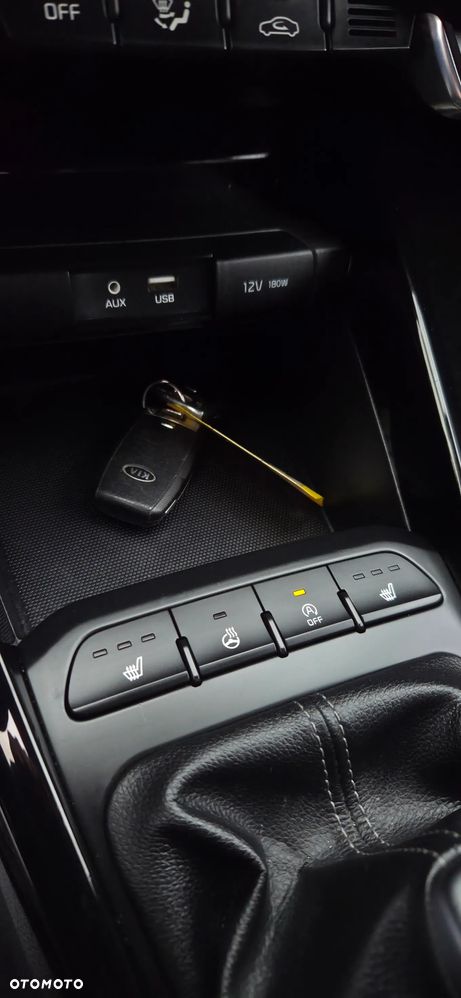 Kia Rio 1.0 T-GDI 120 Platinum Edition - 29