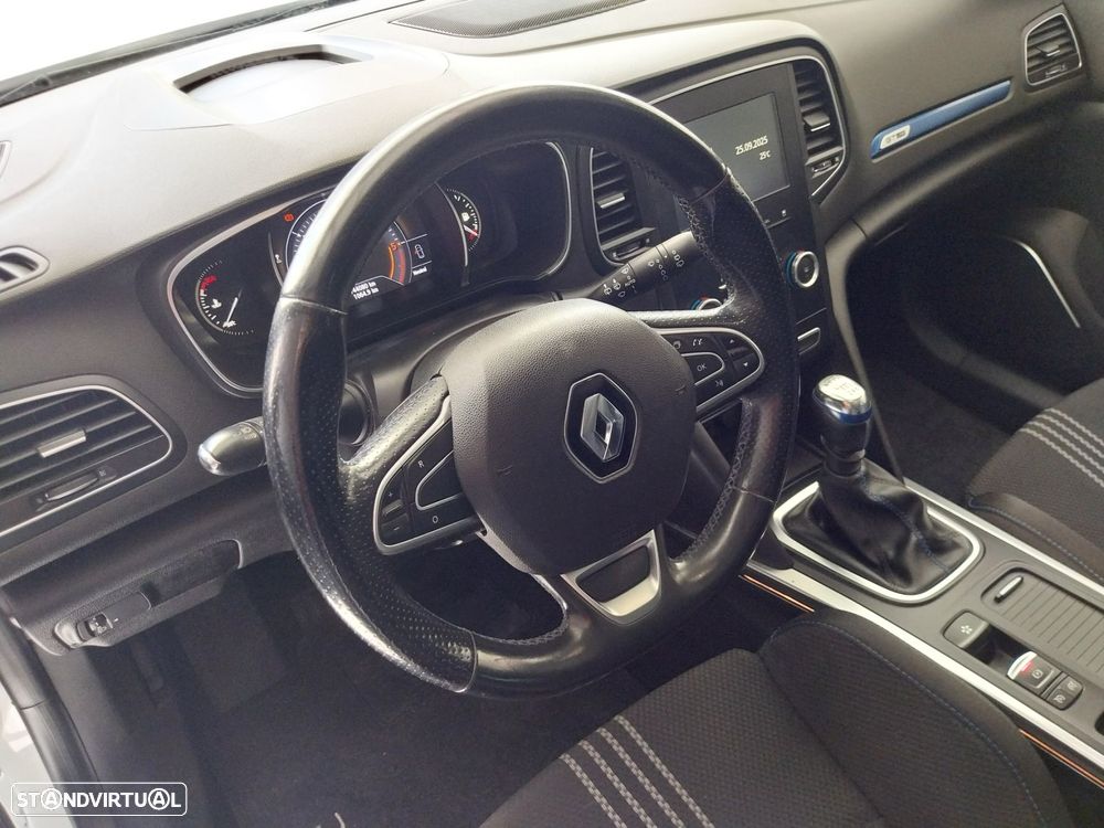 Renault Mégane Sport Tourer 1.5 dCi GT Line - 12