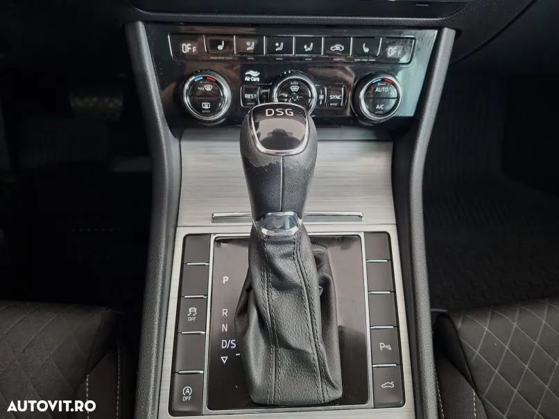 Skoda Superb 2.0 TDI DSG Ambition - 11
